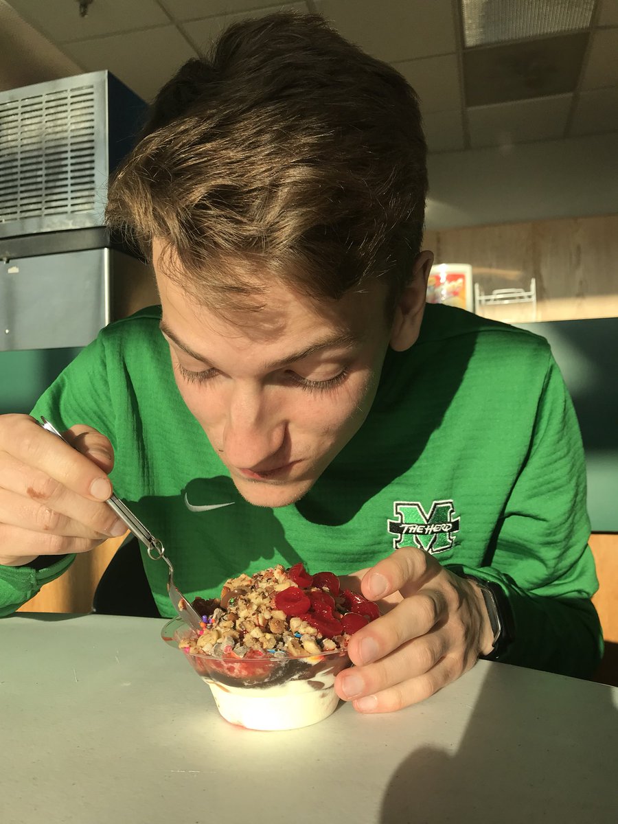 Today our student-athletes celebrated National Student-Athlete Day! No better way to recognize their accomplishments but with Austin’s Homemade Ice Cream! 🍦🍦🍦🍦🍦