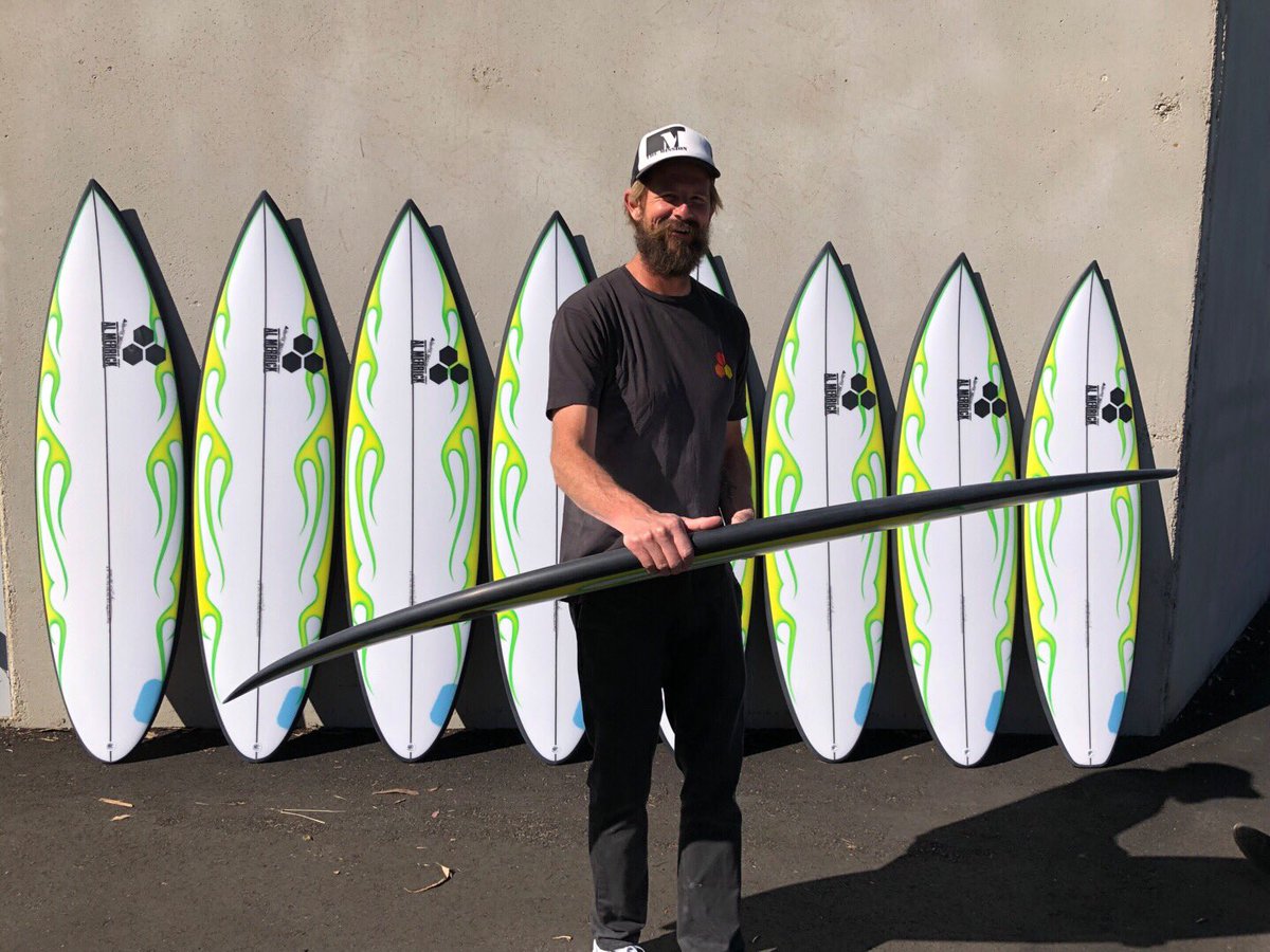 cisurfboards's tweet photo. Surf Better. Be Happy.

Zeke Lau is ready for this year’s @wsl Championship Tour with our new Happy model.

Happy is coming to a surf shop near you very soon. 
#ciSurfboards #ciHappy https://t.co/FljNNtrCce