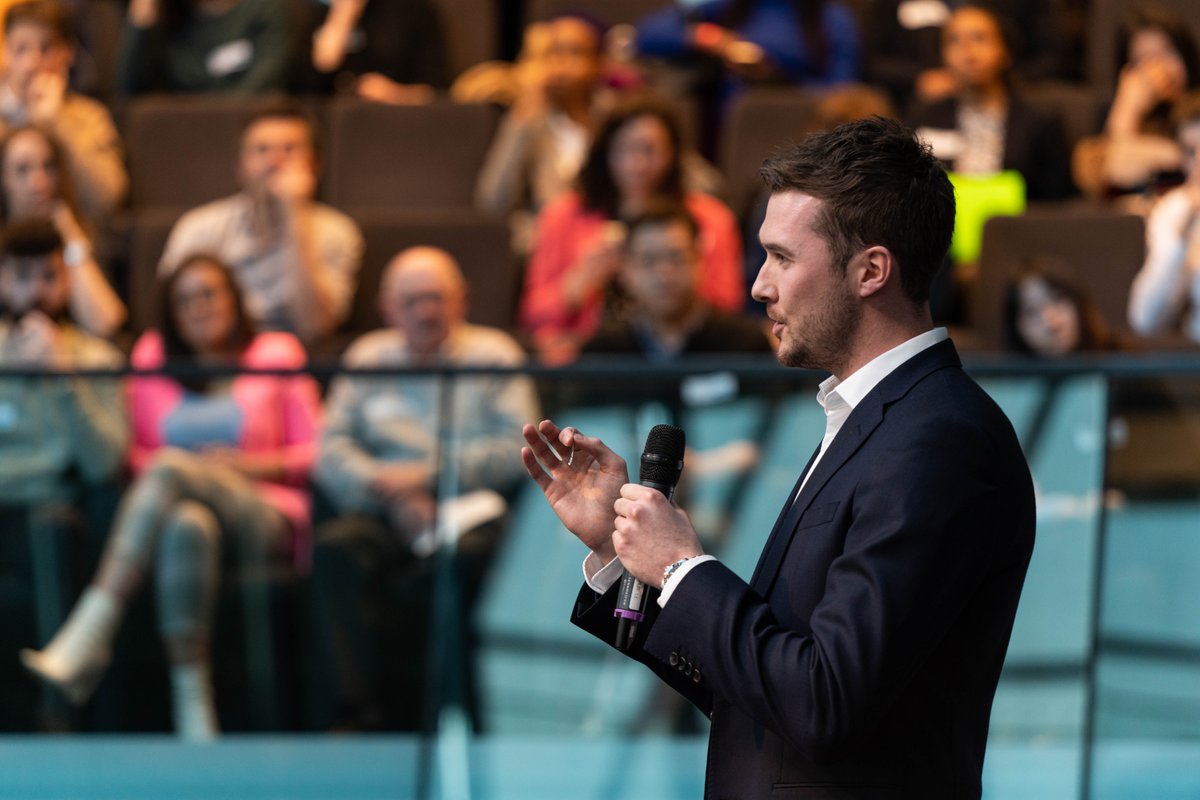 BreatheSpyras's tweet photo. Still hasn't quite sunk in that we claimed first in the @MayorofLondon Entrepreneur Awards for the tech track. We would like to that thank all the judges and @Citi for the opportunity and to be apart of something special along with other incredible ideas!
https://t.co/9lJxfLLi9J https://t.co/OSrfpFpzcK