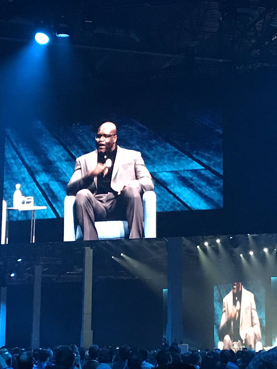 amitvarshney80's tweet photo. Meeting with Stanley and Shaq at Suiteworld #tweetforstanley #sw159 https://t.co/6MsFuPSXom