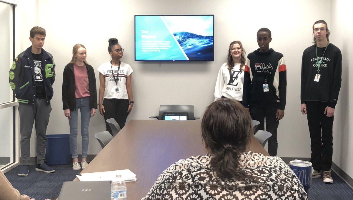 VEAmplitide's tweet photo. BACK TO BACK PRESENTATION for the business plan team!! #readyforny https://t.co/ZnxR62ebod