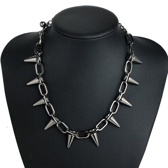 KnickBlacks's tweet photo. https://t.co/ChlbhAF1Yo

When is a good time to wear a Black Spike Rivet Necklace? ALL THE TIME! 👌 Get it NOW! 🔥FREE SHIPPING! 🔥 #spikenecklace #gothic #goth #gothnecklace #blacknecklace #gothaesthetics #freeshipping https://t.co/5Ilf6GCt6j
