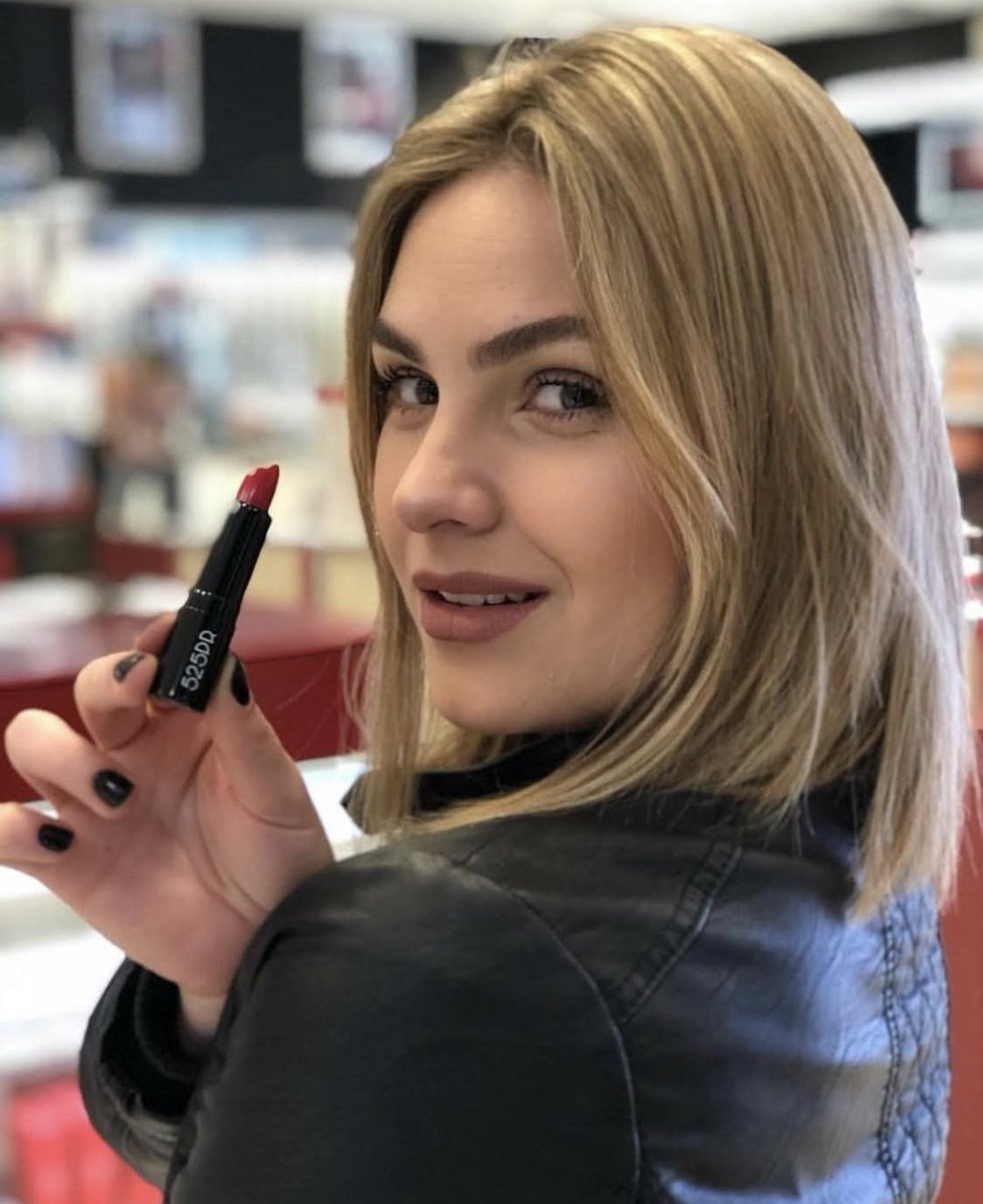 Perfumeland's tweet photo. Essa é a linha de cosméticos que faz muito sucesso aqui na #Perfumeland 🖤❤️ #525pr 🤩 Exclusividade que você só encontra aqui! https://t.co/BsYw5IOO53