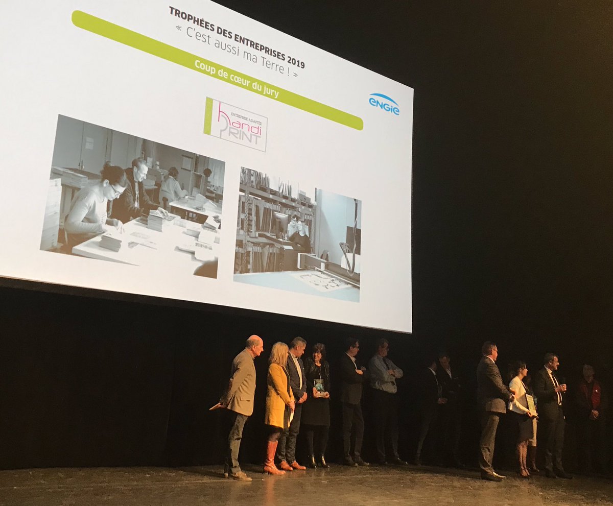 ENGIE_EC's tweet photo. [LIVE TWEET] HandiPrint décroche le prix Coup de 💚du jury :
✅un process d'impression éco-responsable
✅102 salariés dont 95 en situation de handicap
💪C’est aussi cela agir pour un monde meilleur !
#AussiMaTerreEngie #LesAventuriersParisMatch https://t.co/fKVAbsbktC