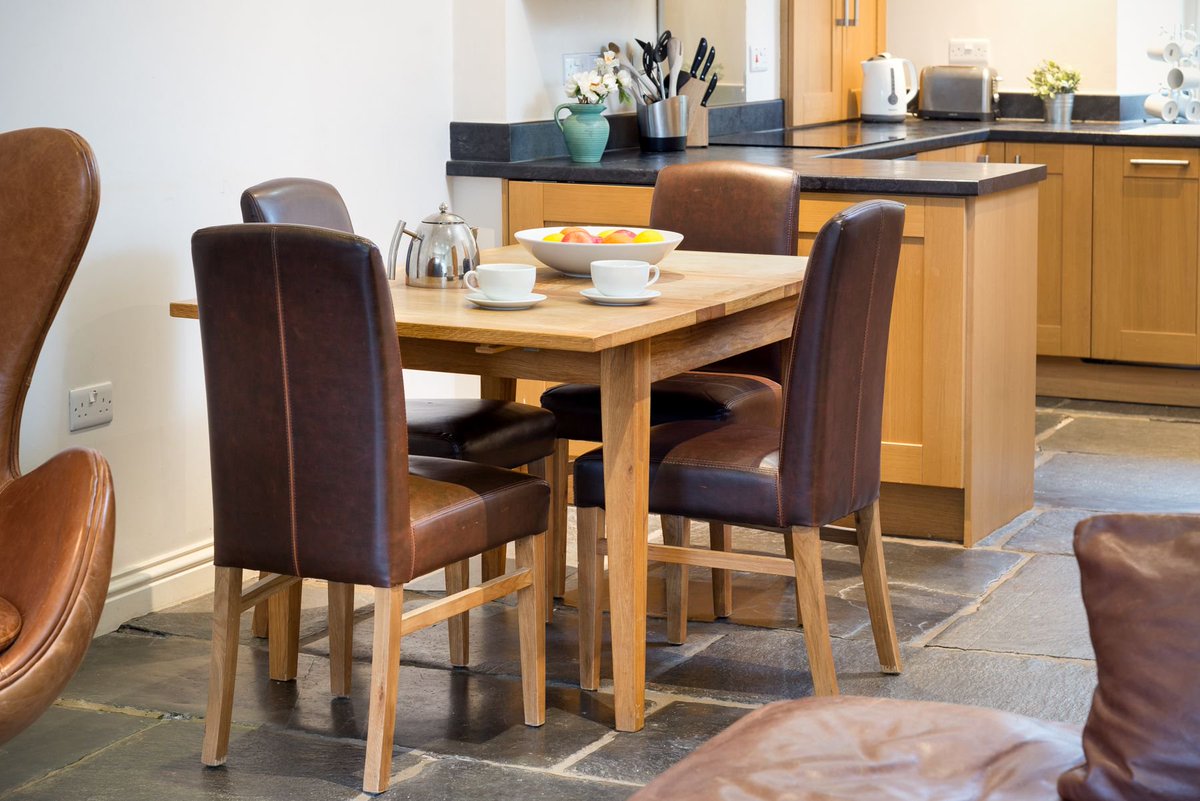 LakeDistInns's tweet photo. One of my favourite holiday cottages #riverside #lakedistrt #grasmere #theplacetobe #lovelife #familytime #cosy https://t.co/IsBoefff9q
