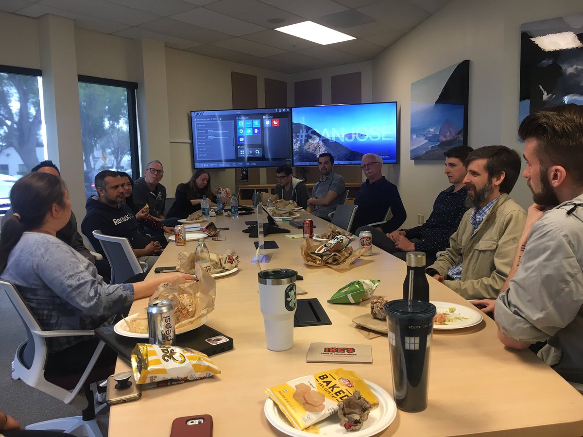 JadeAtTaos's tweet photo. Lunch with Taos Consultants and Boot Campers! @TaosBootCamp https://t.co/azjzpwpuKc