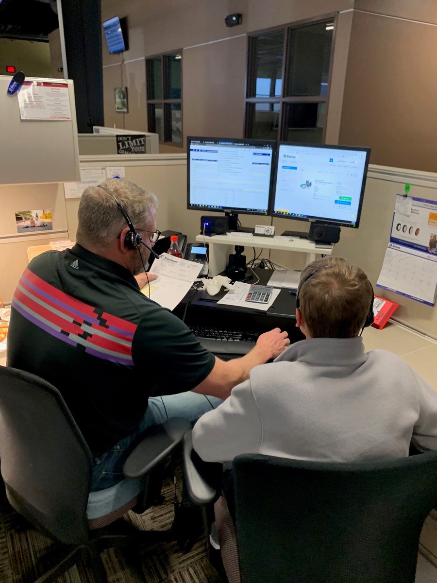 StensCorp's tweet photo. @JasperMiddleSch  and @HTCS_Saints have great 8th graders! Fun day at Stens for @Jaswin1964 Enterprise in Action day. https://t.co/qJXMs1sG1j