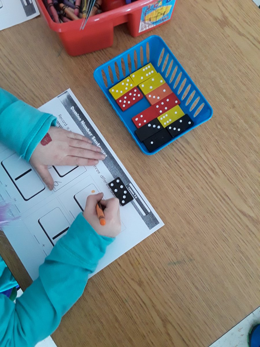 s_m_poulas's tweet image. Math time!  Adding up the dots on the dominoes!  #kindergartenmath #dominoaddition