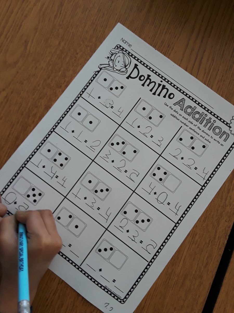 s_m_poulas's tweet image. Math time!  Adding up the dots on the dominoes!  #kindergartenmath #dominoaddition