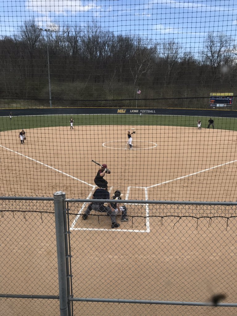 MSJ_SAAC's tweet photo. Come out to the @MSJSoftball double header today and support the Forever 22 Scholarship Fund by participating in the split the pot! #HCACDayOfGiving https://t.co/rTosj0uvZe