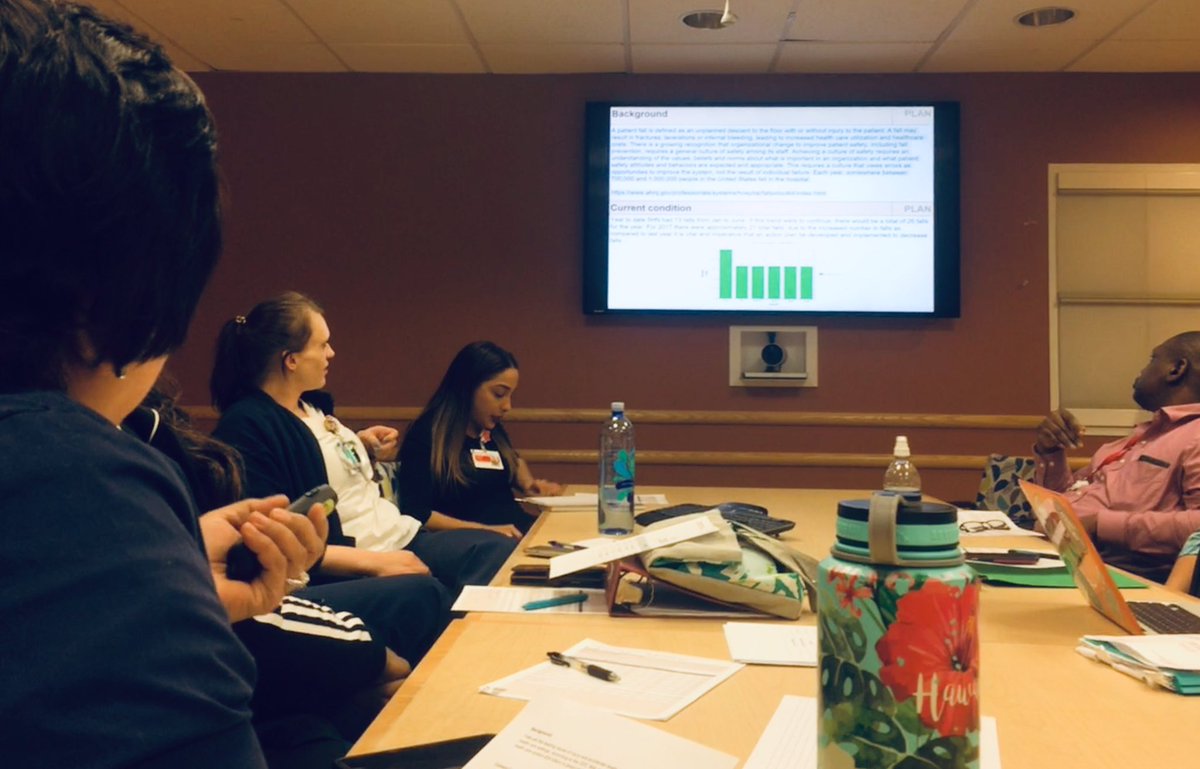 Hudson5Stars's tweet photo. Our amazing CN3 Marissa did a double header today, presenting at both the Falls committee and the HAI committee. #Quality #ProcessImprovement #ReeksofMagnetEvidence #Falls #CAUTI #PatientSafety https://t.co/Mi2WHQSt1W