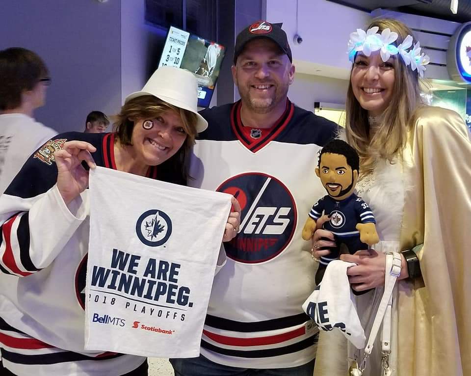 ValParker7's tweet photo. @Sabadecade @IceCreamMan108 @NHLJets @BudweiserCanada @NHLJetsNation @mike_yung @perch35km @JetsFanChants @fantasy_mystik @Brody_Jackson @hustlerama @JetsPope π All Our #WPGWhiteout Memories! @VirginRadioWPG #WhiteOutToWinContest #GoJetsGo https://t.co/XegfPN26JT
