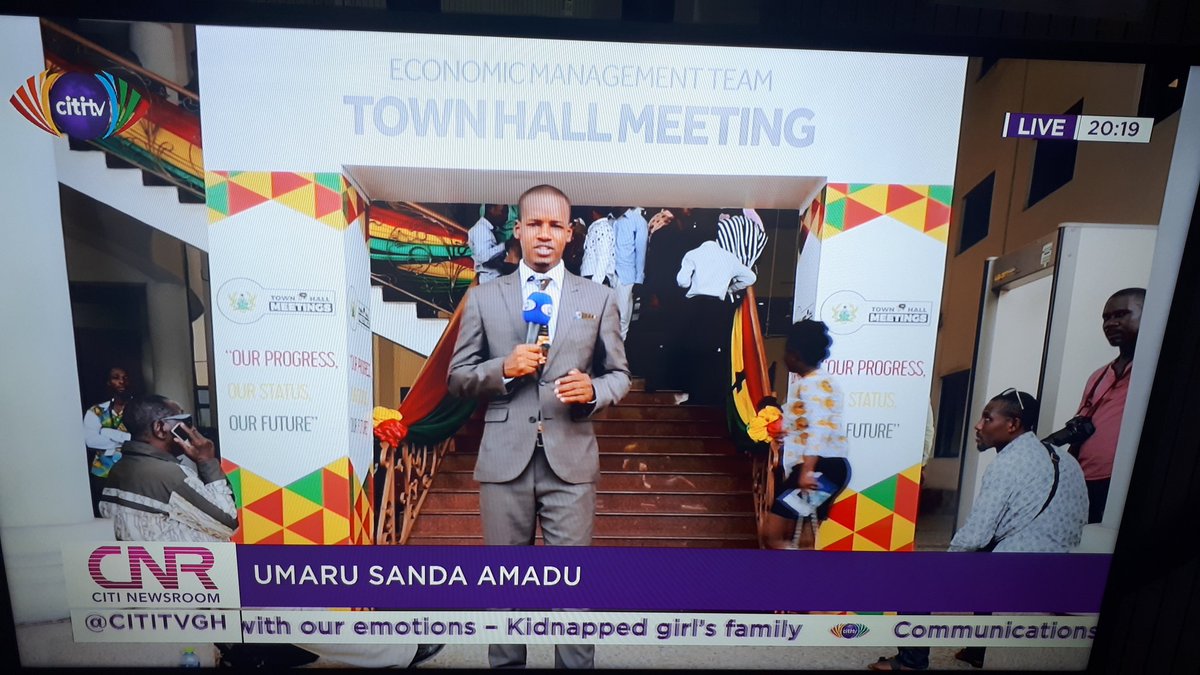 UmaruSanda's tweet image. At the Town Hall Meeting today where I heard why the Cedi has a "broken leg" but is still on a 100-meter dash with the dollar. #StrongFundamentals #WeakCedi #Bawumia