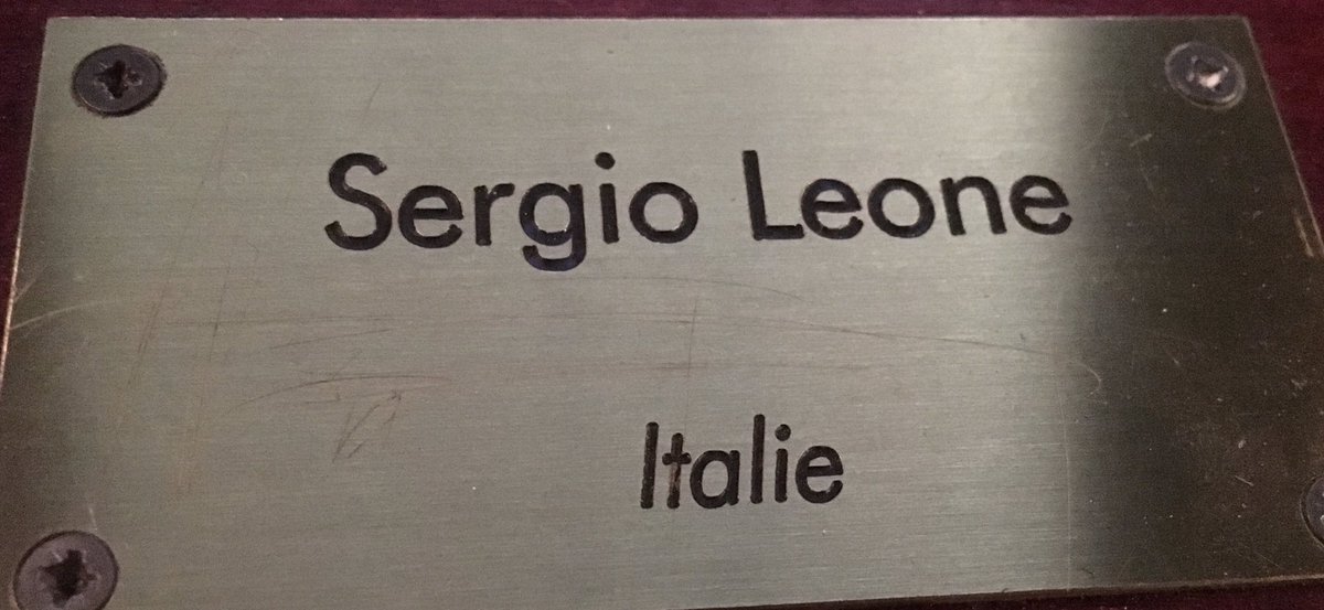  #LesCinéastesDuHangarRangée 6118- SERGIO LEONE3 janvier 1929 - 30 avril 1989(Italie)- Pour une Poignée de Dollars (64)- Le Bon, la Brute et le Truand (66)- Il Était une Fois dans l’Ouest (68)- Il Était une Fois la Révolution (71)- Il Était une Fois en Amérique (84)