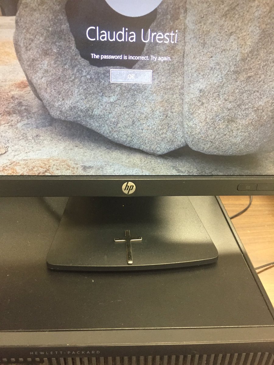 c_uresti's tweet photo. This is one of the most beautiful moments I have experienced at Neff coming into my classroom and see this simple but beautiful cross on my computer. I found that one on my students left it for me! I have no words!! That’s why I am a teacher!!! https://t.co/OrhjrFhZuz