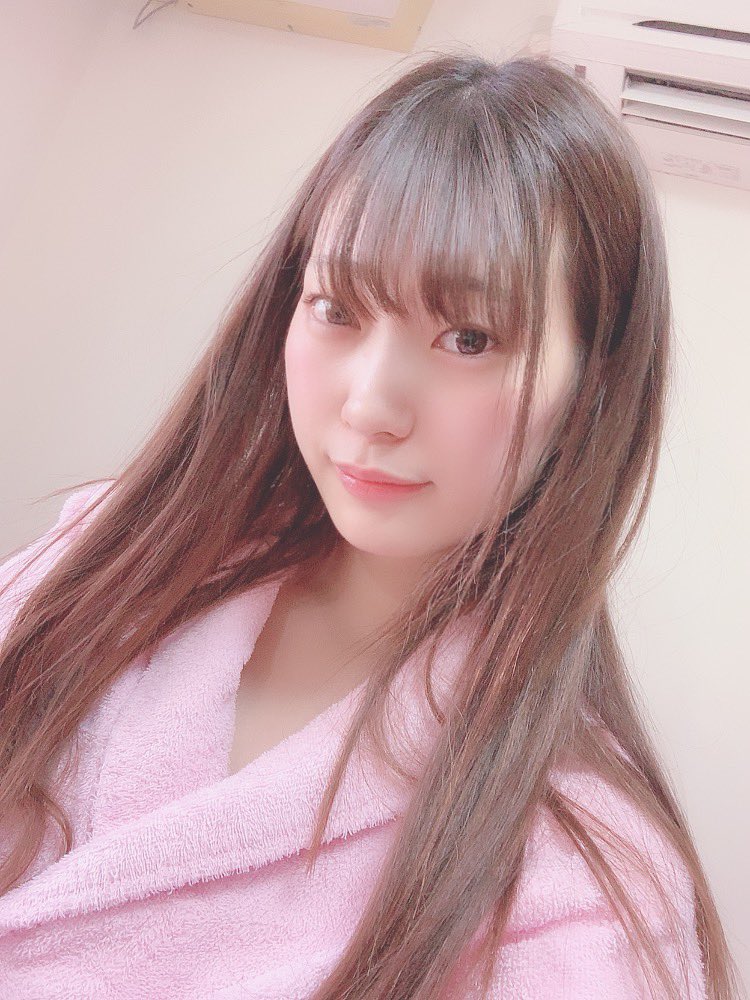 akari_mitani17's tweet photo. おはようございます！

今日は前から楽しみだった
痴女ヘブンさんで撮影〜😘！

先週久しぶりの監督面接した
作品なんだけど、
いつも以上に気合い入る、、🔥

新しい事やらせてもらうよぉ😎！
楽しむ〜！ https://t.co/7ynTElknBz