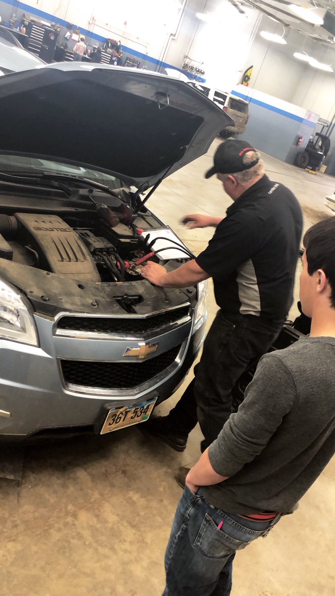 SouthDakotaDLR's tweet photo. Automotive Service Technicians & Mechanics are one of South Dakota’s hot careers, projected to be both high demand and high wage. This senior from T.F. Riggs High School experienced a job shadow today to learn first-hand. #careerlaunchsd #weekofwork https://t.co/b8lNkbONBm https://t.co/wuUBaFizuN