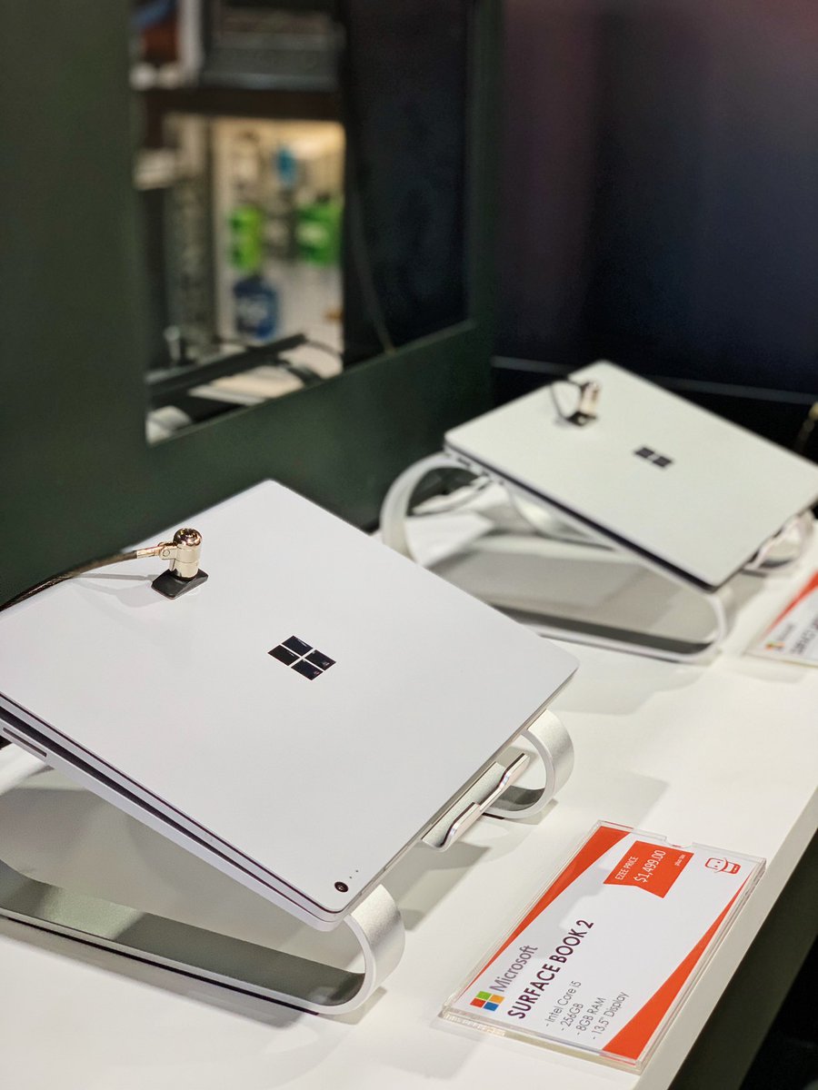 ezeedotcom's tweet photo. What do you prefer laptops or tablets? @microsoft #ezeedotcom https://t.co/c53elvVGxL