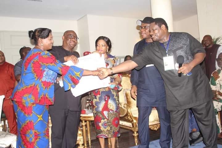 GovWike's tweet photo. Nobody won or lost, but Rivers people won.

We will not disappoint the PDP. We will not disappoint  Rivers people.  We shall continue to serve. 
#WikeRe-Elected https://t.co/TMSUBxeMiU