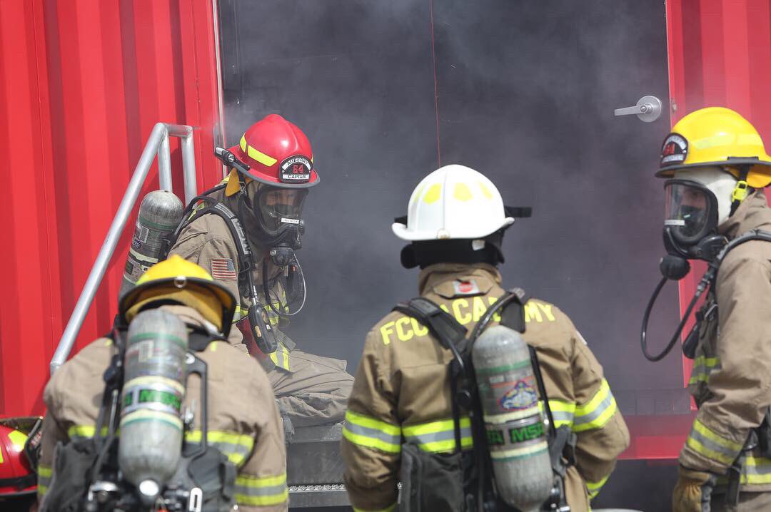 Unveiling of the <a href="/FCC_FireAcademy/">Fresno City College Fire Academy</a> mobile unit. 🚒👩‍🚒👨‍🚒