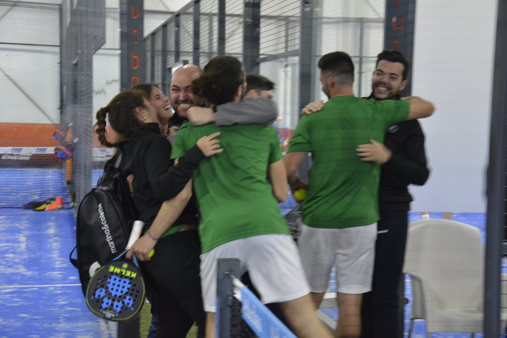 safd_ucv's tweet photo. #CEUPadel los chicos ganan 6/2 6/2 contra la UA y se meten en semis!!!!💪🏽 @UCV_es https://t.co/AwDZm2C8Tv