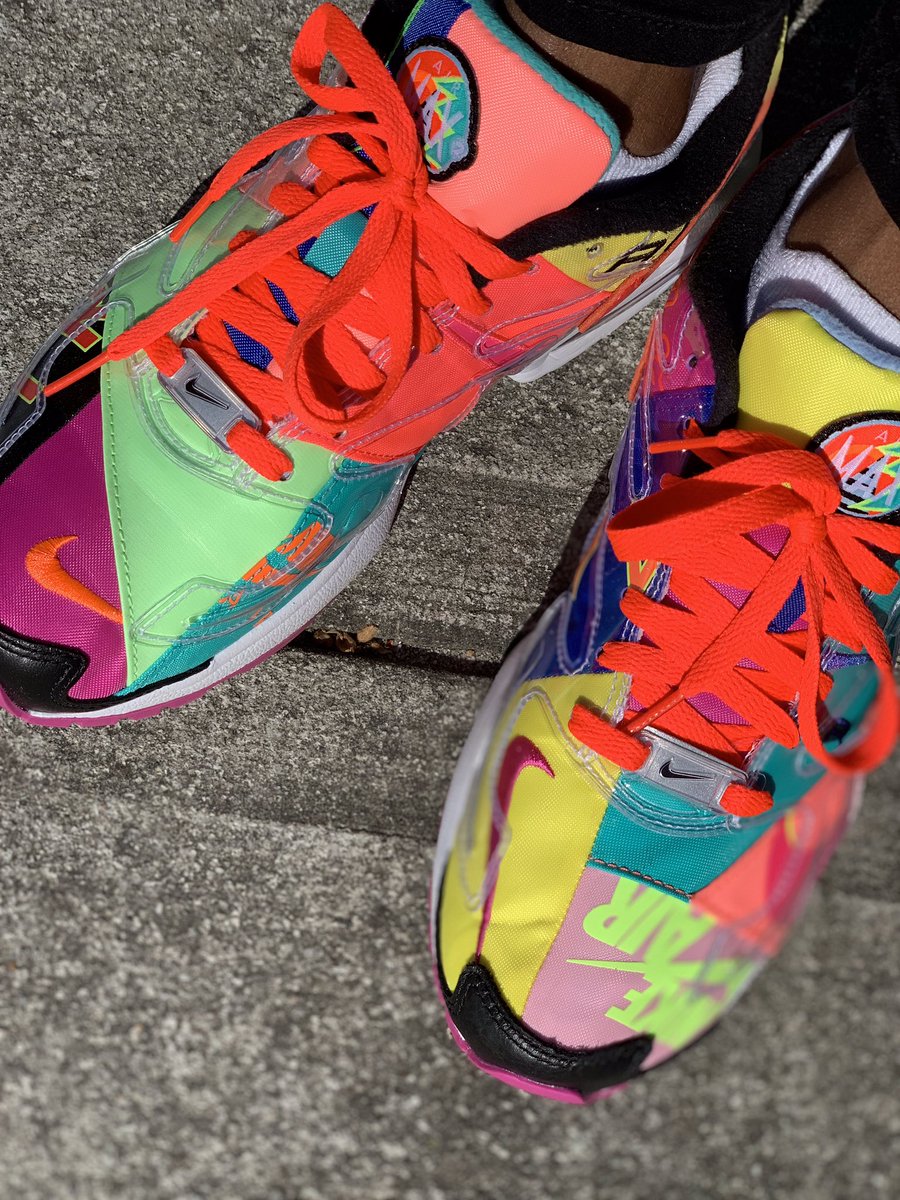 Sneakervisi0n's tweet photo. Atmos X Air Max Light...if you don’t cop...you lame! 💛💛💛 #nike #airmax #light2 #heat #sneakerlove #sneakervision https://t.co/VRqL2P1pV8