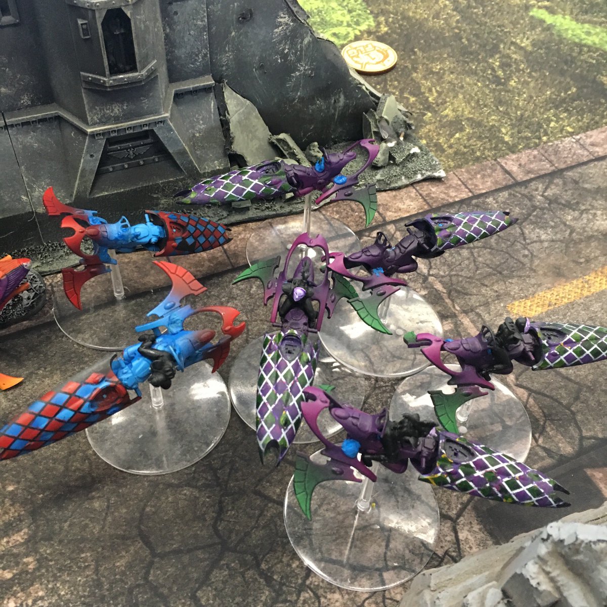 partialarc's tweet photo. Awesome Harlequin bikers adding a dash of flare to the tabletop, murederin’ in style!
#warhammer #warhammer40k #tabletop #wargaming #gamesworkshop #harlequin #rolltoseize https://t.co/qBeivTZdhe