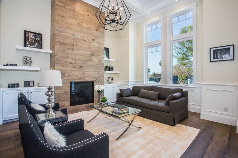 AtlanticHM's tweet photo. Any #ClevelandCavalier fans? You have to at least admire @JordanClarkson #California home! #HouseGoals anyone?
#AtlanticHM #Home #House #Mortgage #Realestate #Realtor #DreamHome #NBA #Basketball #Kitchen #LivingRoom https://t.co/nQCoinlLpd