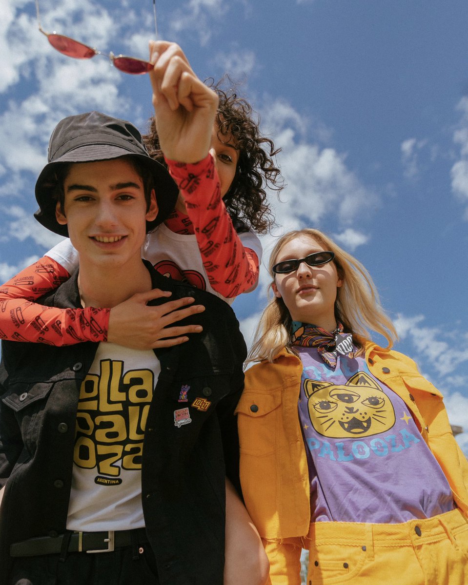 dfallaccess's tweet photo. ✨ ¿Ya tenés tu #LollaLook? ⚡️
Encontrá la colección 2019 en https://t.co/Xf6F4NVrqN
#LollaAR #Lollapalooza #Lolla https://t.co/oEzvqwK2fy