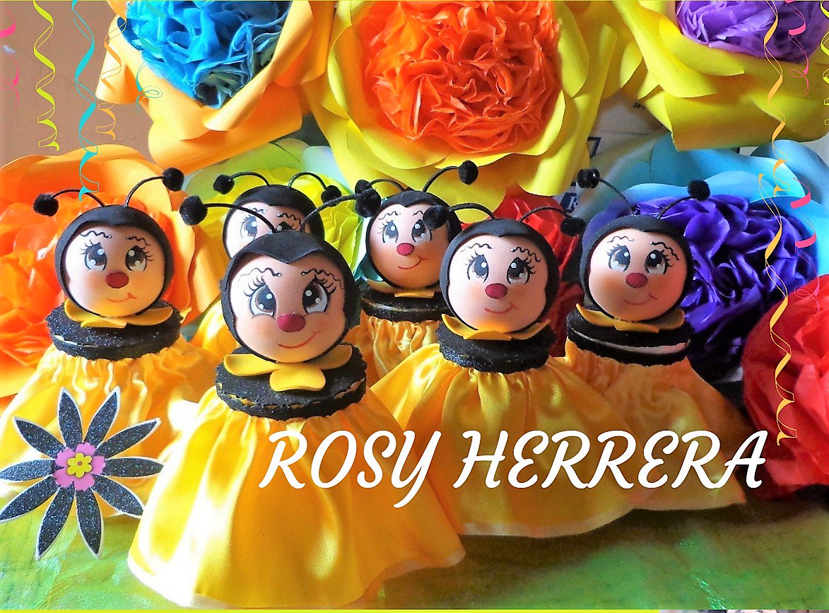 InfanSorpresas's tweet photo. Dulces abejitas, flores de papel todo hecho con amor, paciencia y dedicaciòn🎨✂️✏️🖍️🖌️ https://t.co/2oLMsewSZG