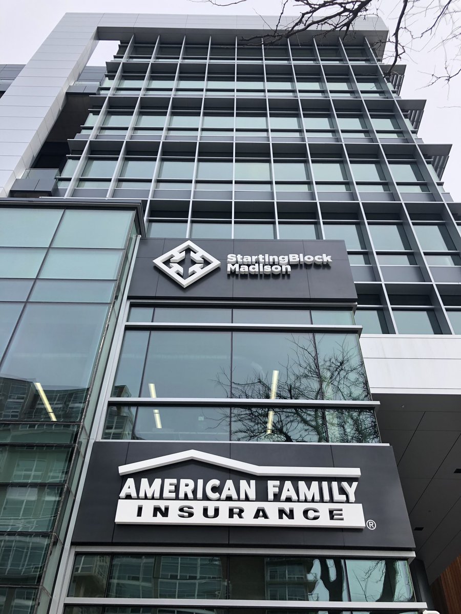 JackieP_EUA's tweet image. #sitevisit today @amfam #sparkbuilding @EUA #workplaceexperts #architecture #designerlife #Sustainability So proud of this project! @MollyD_EUA @shaynahetzel @BethChurchill 🙌🌍