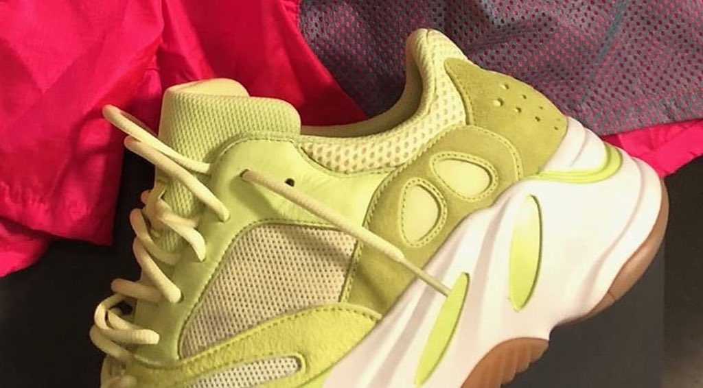 yeezy 700 semi frozen