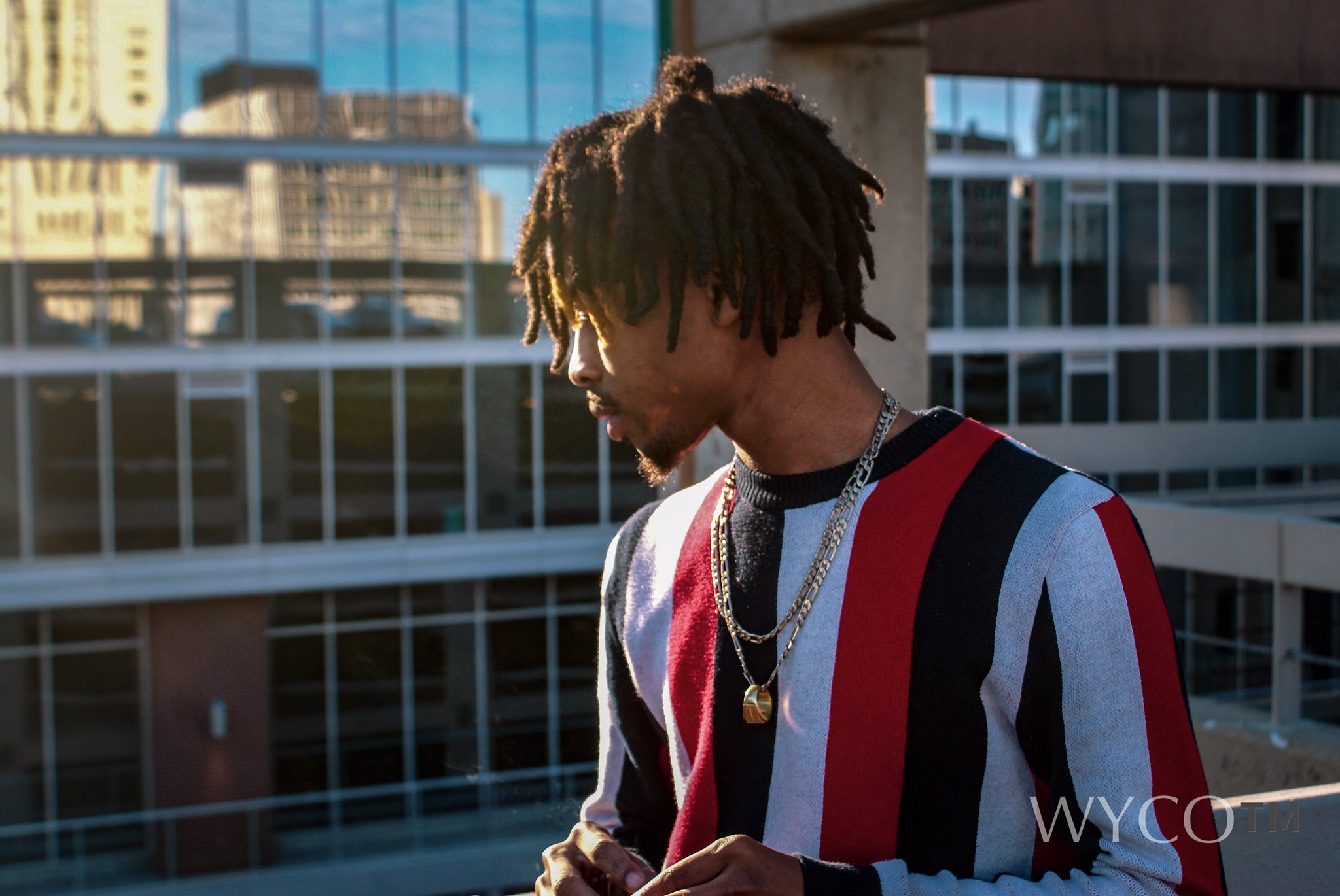 3 pic. I N C L I N E D 🗣™️💯 #motiongangshit #wyco #wycodroop #HipHop #Kc #Downtownkc #Powerandlightdistrict #kck #kcmo #kansas #kansascity #rapper #Entrepreneur https://t.co/pUx9TfZgcR