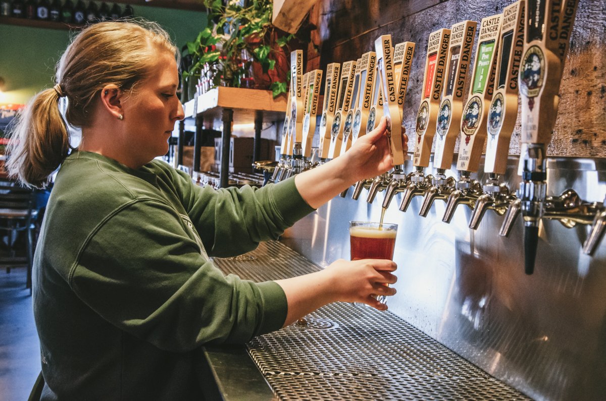 cdangerbrewer's tweet photo. Every Wednesday in April, we are donating $1 of every pint sold to the Two Harbors Volunteer Firemen. Stop in and feel good about having a pint (or two)!
#local #twoharborsmn #pintsforacause https://t.co/7H4isxR2on