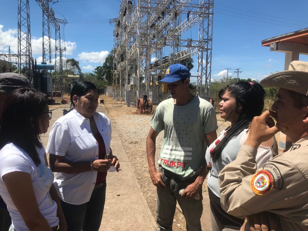 Gob_Guarico's tweet photo. Junto a la camarada @MariaChavezJ1 verificamos el funcionamiento de la planta de agua Chapaiguana y la subestación eléctrica Altagracia, también evaluamos con el Equipo Político los próximos pasos a seguir en el marco del Plan de Administración de Carga, 

📲Vía @TaniaSierra24 https://t.co/LlAf2LlI1G