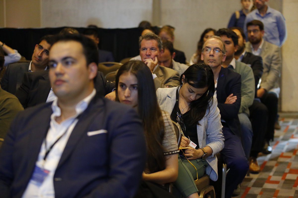 CIRECnews's tweet photo. Más imágenes del día de hoy... #CIRECWEEK #GreenAssets #congreso #renovables #Chile https://t.co/LSK0E4OC4m