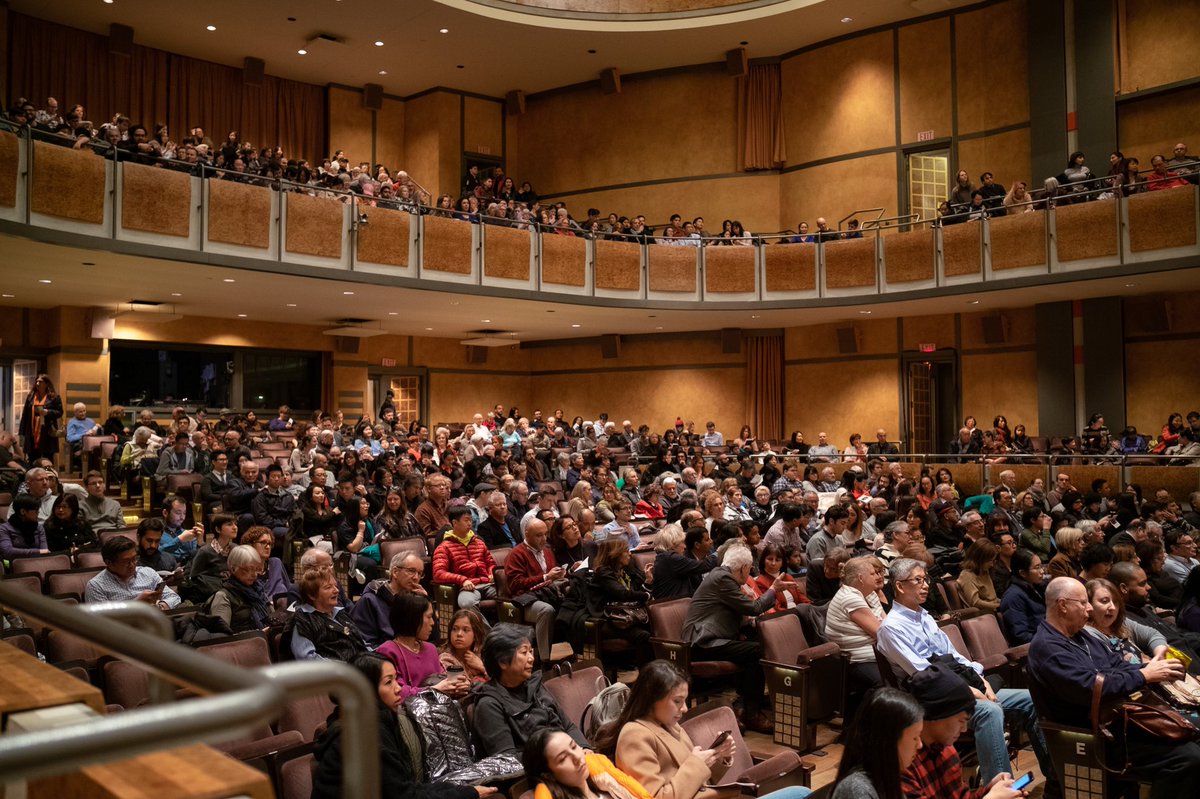 MandlePhil's tweet photo. Here are some of the audience comments that we have received. 

"...thrilled with the performance, and... there was a standing ovation and three curtain calls"

"...people were absolutely delighted to attend such a wonderful and talent-filled event"

“Breathtaking Concert” https://t.co/ol3mpQ1mLe