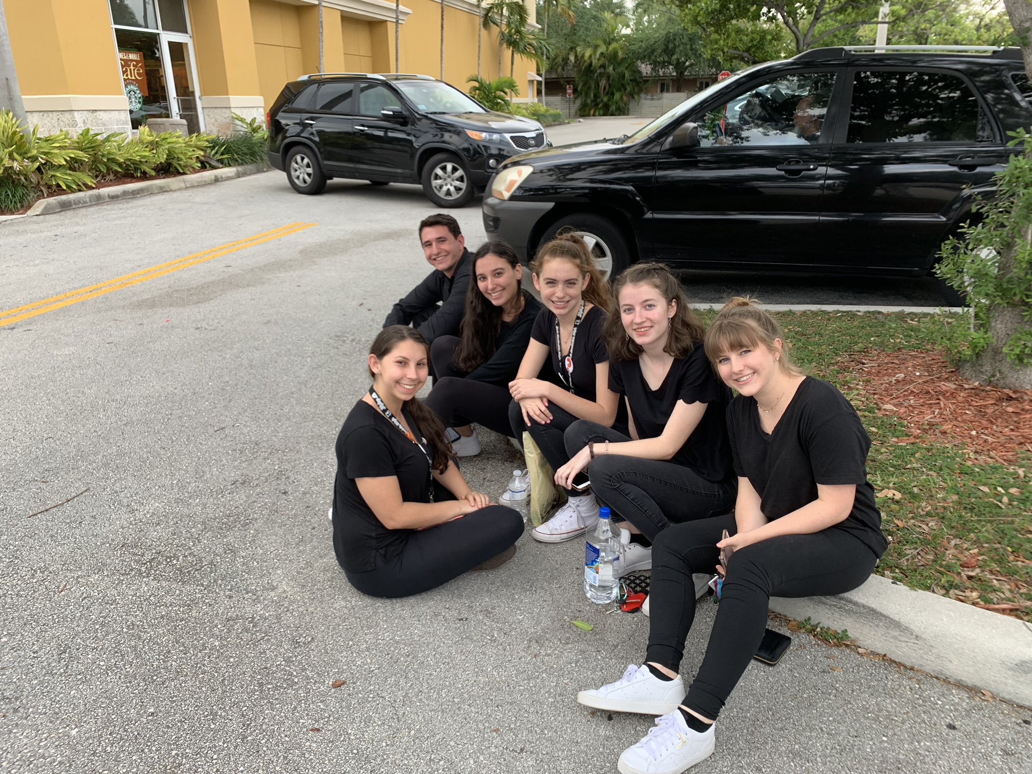 Broward County High School C1 On Twitter It S Barnes And Noble