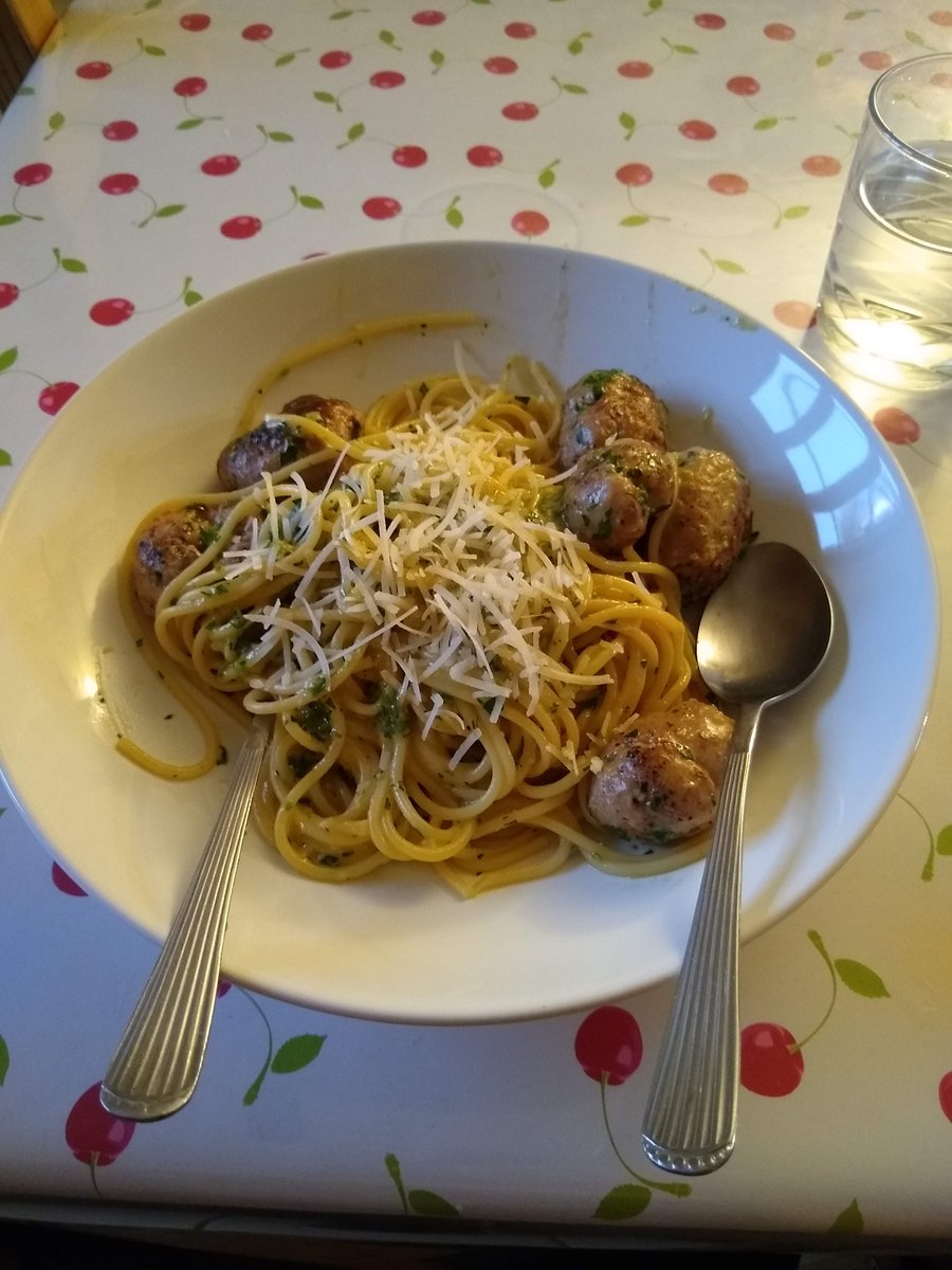 BeeVee23's tweet image. Finn made supper for us from @jamieoliver 5 Ingredients cookbook, and it was delicious! Nice job, Finn (and Fona) - but now it means we can put our feet up and just get our kid cooking for us #evilplot