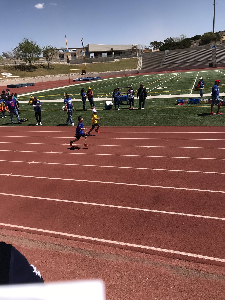 jchave212's tweet photo. Owls with a Mission!! Great job Owls!! #JamesPButlerGames #MissionPossible https://t.co/HkkBAuOI1A