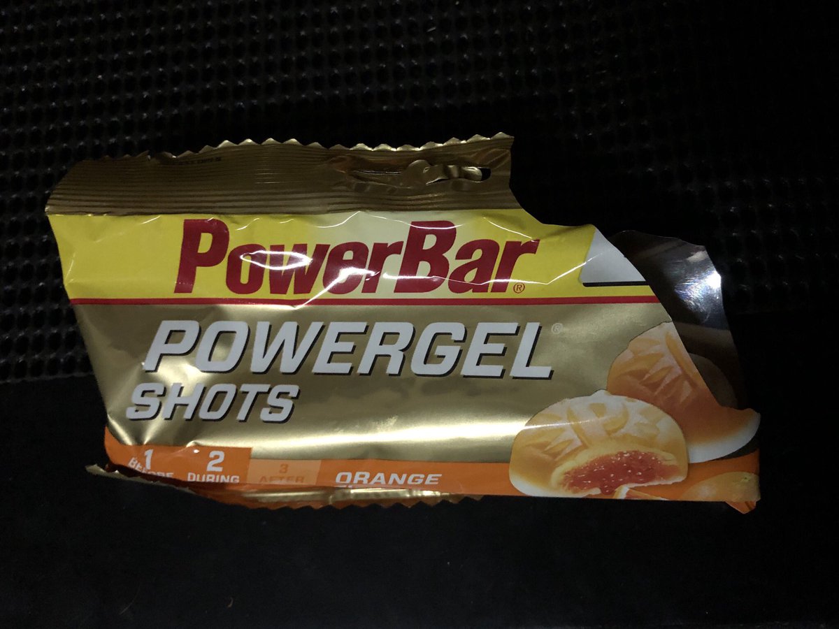Powergel shots at 4am. 
I smell trouble. @clover_cycling @PowerBarSA #hardsession