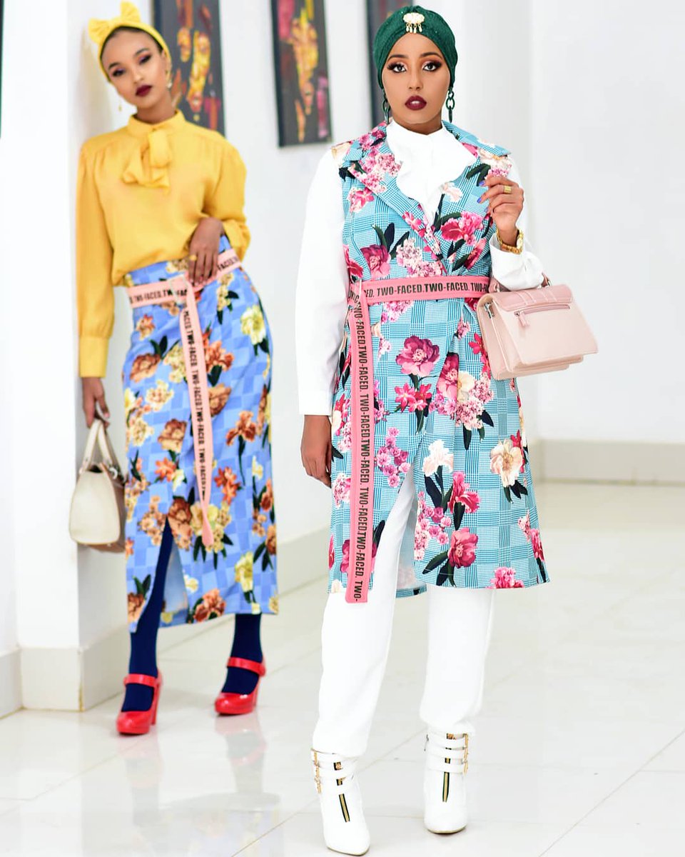 HouseOfIdil's tweet photo. @Ikran_Omar_ and @Idilsafina
#HouseofIdil #TwoFacedCollection #Hijabi #FashionDiaries #TwoFaced #Muslimahchamber #HOI #Muslimah #ModestFashion #Collection #EastAfrican #Formal #ModestyMovement #Mwave https://t.co/FhRcLKSFRe
