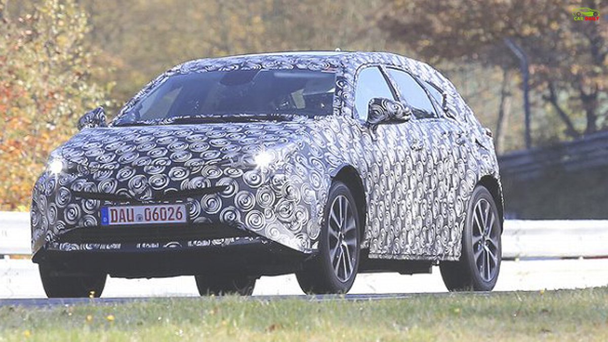 Car Daily Pa Twitter 19 トヨタ 新型 プリウスa クロスオーバーsuvスタイル 4wd設定 スペック 燃費 価格 T Co Mpgcbfqkih 新型プリウスaは サイズが拡大され7人が余裕をもって乗り込めるようになり 流行しているクロスオーバースタイルのタフな要素