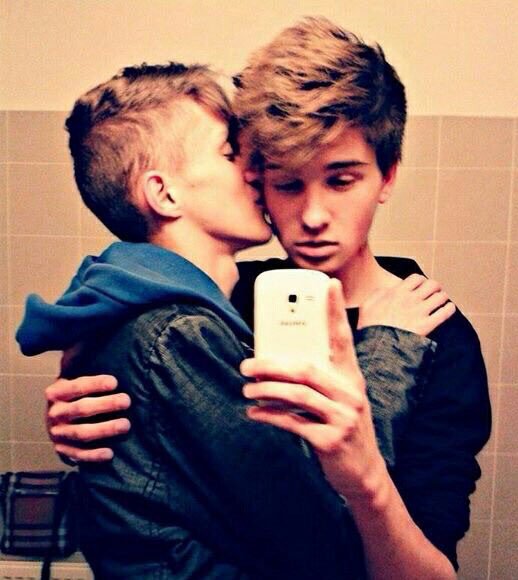 الاهتمام هو نصف جمال أي علاقه⚡♥