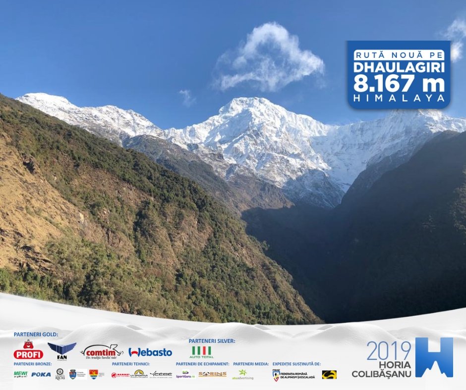 Morning with a view. Hiking Annapurna is one of the most beautiful experiences in life. Horia and his friends enjoy the beautiful hospitality of the Nepalese people. Follow him on horiacolibasanuhimalaya.ro.