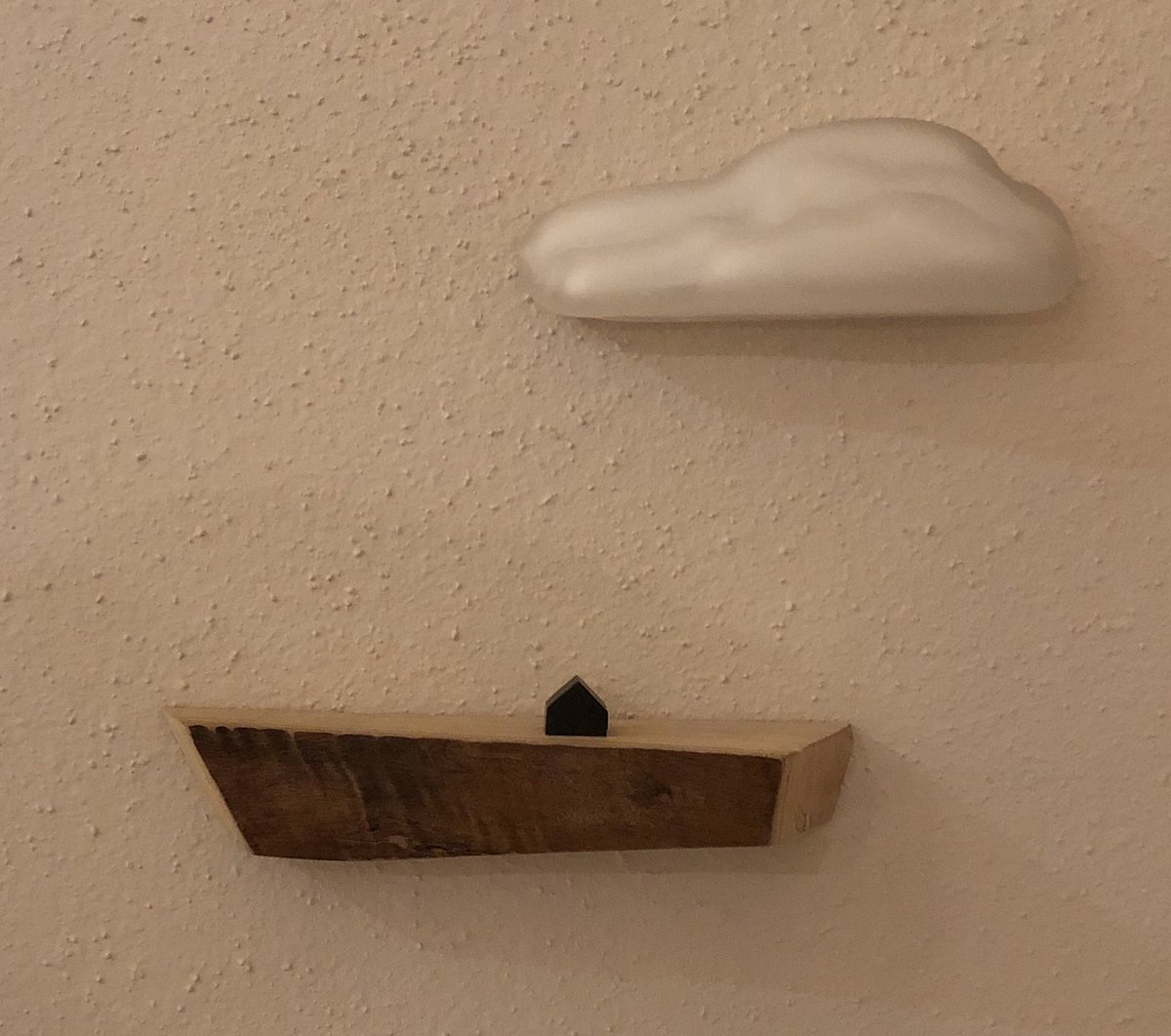 Obsessed with this adorable piece of art from <a href="/fluxstudiollc/">Flux Studio LLC</a> 🏡☁️