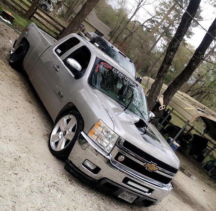 alexserrato713's tweet photo. Hpt ready , who else ?
#Houstondroppedtrucks #Houstonperformancetrucks #DroppedTruckCartel #Suelomob #Tokiando https://t.co/hWVPL7iph6