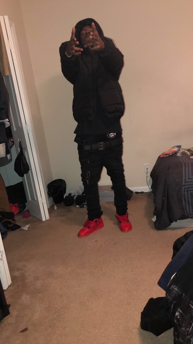 ZonerixhC's tweet photo. Kum with that fuck shit get pop in ya face kard #Espn92π FreeRzβ https://t.co/tCKOQr5EIu