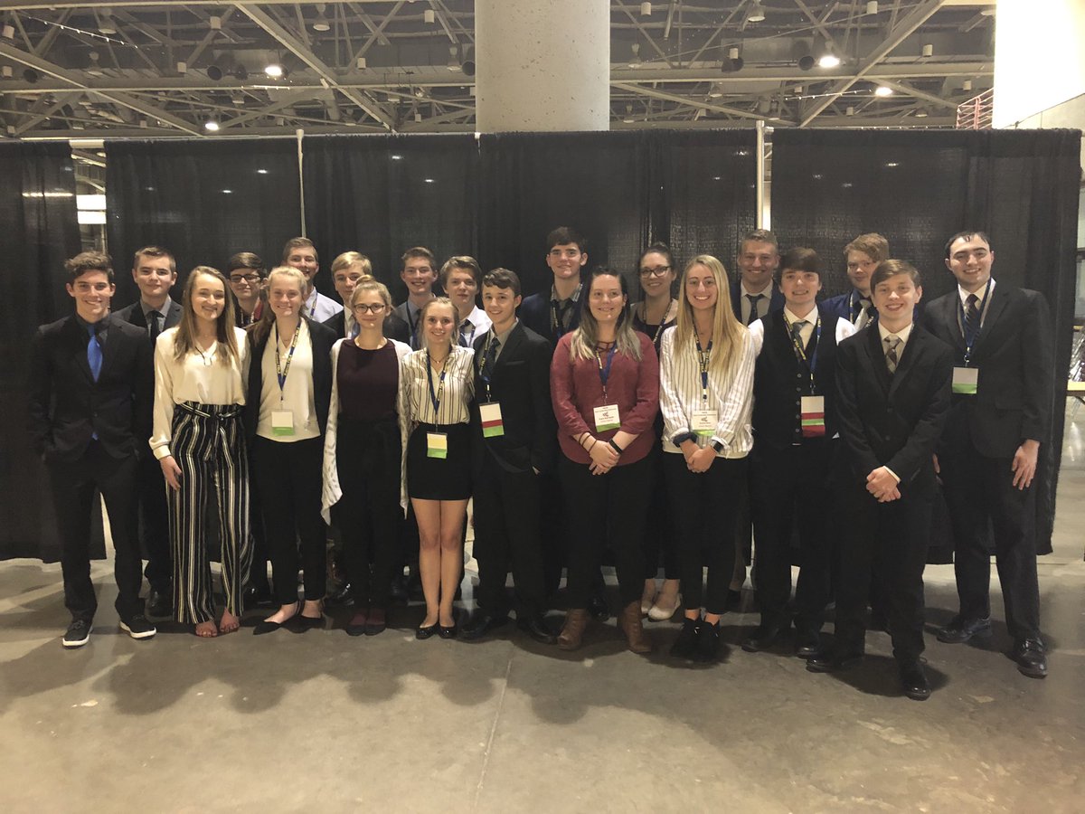 gehsfbla's tweet photo. Wow! What an awesome competition with our growing Future Business Leaders of America Chapter! Many have qualified for Nationals! #BlazerBusiness @GEHSBlazers https://t.co/HqNG9xgAlD