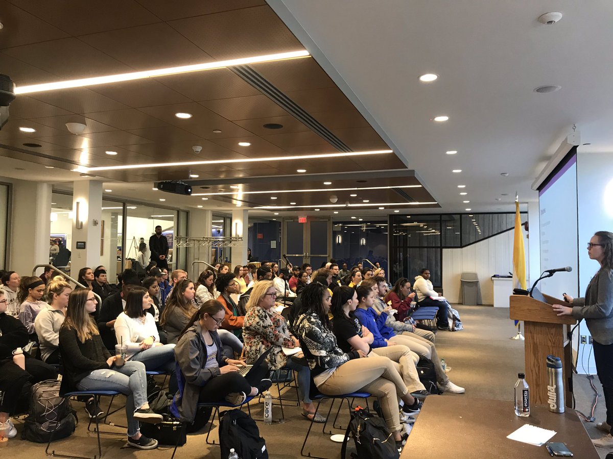 HofstraSHS's tweet photo. #hofhphs was on a roll today! After a successful Student Film Competition and Public Health Fair @HofstraATP hosted an event on Concussions drawing over 100 attendees! @Bplaxmom #ATsAreHealthCare #HofNPHW2019 #hofstra #NYU #NYULangoneHealth #concussion https://t.co/0IODpSb7dX